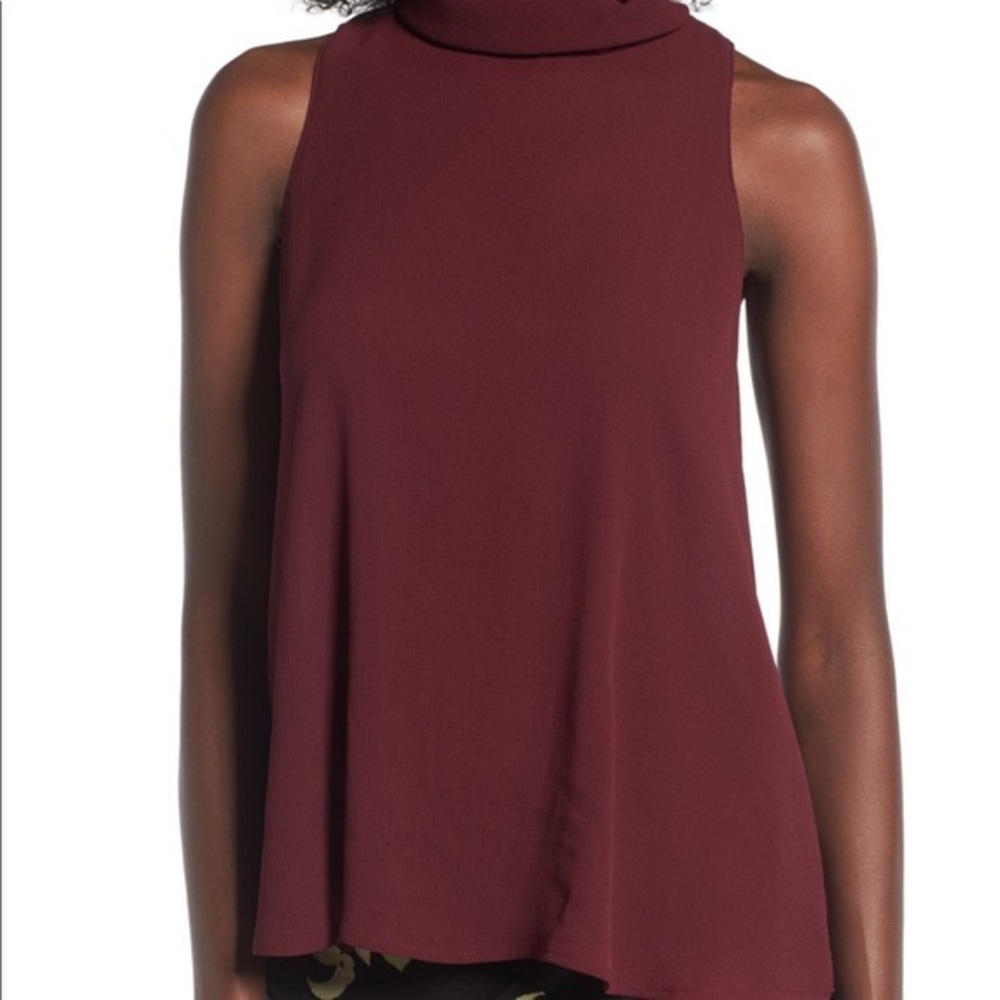ASTR The Label Tie Back Mock Neck Tank size Small in Wine Red/Burgundy